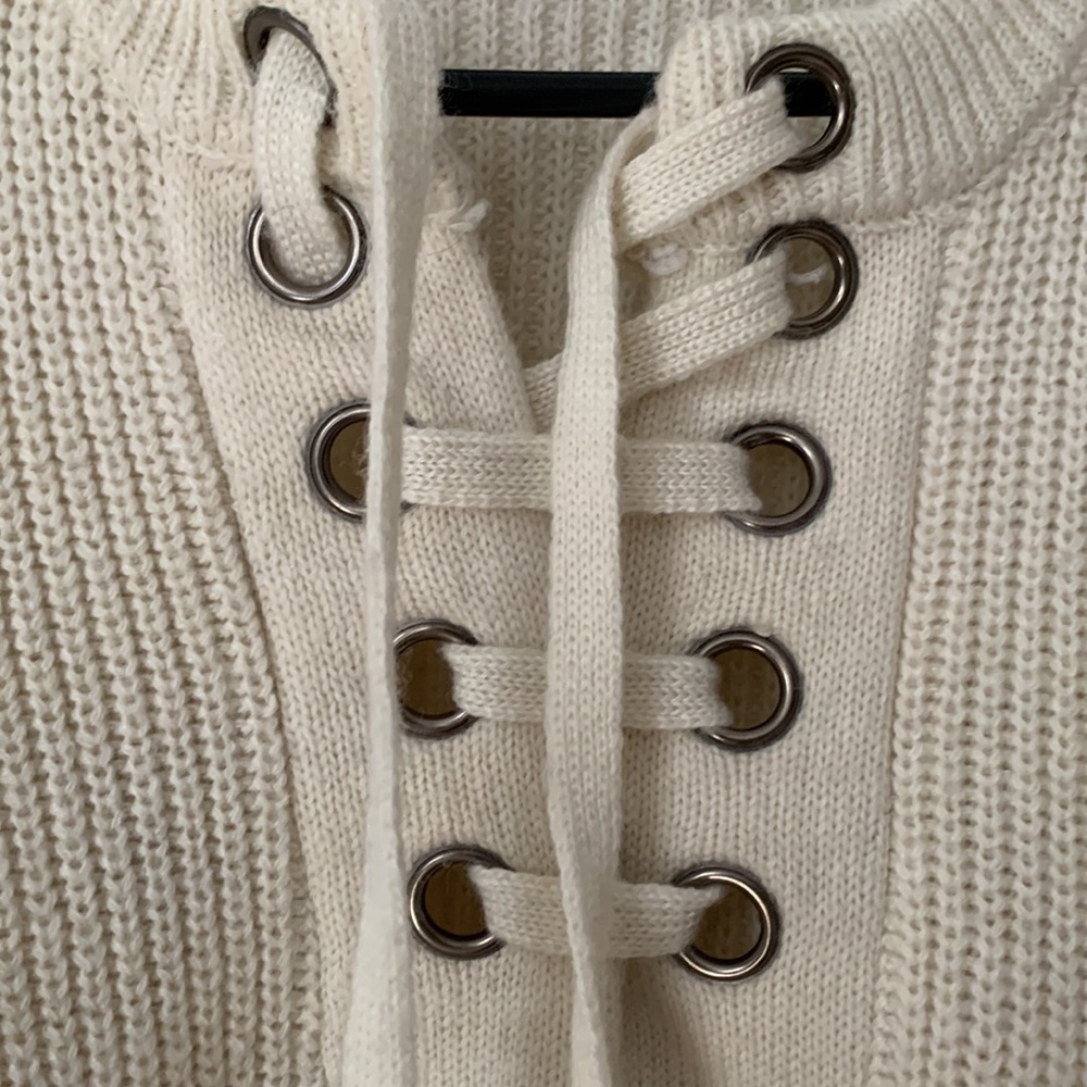 Sweater - Picture 2 of 6